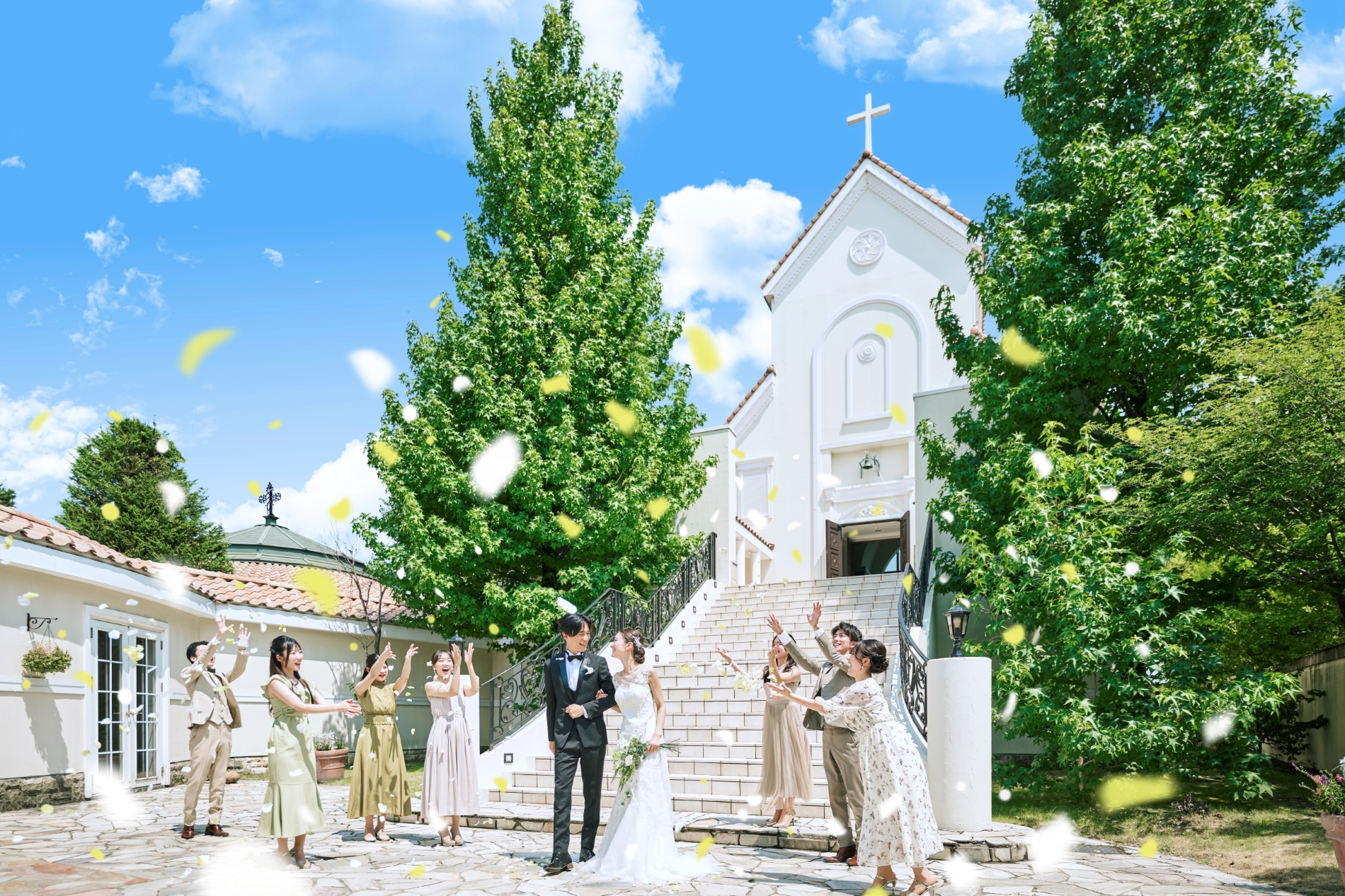 富山の結婚式場キャナルサイド・ララシャンス｜環水公園の隣の好立地で富山駅から車で3分