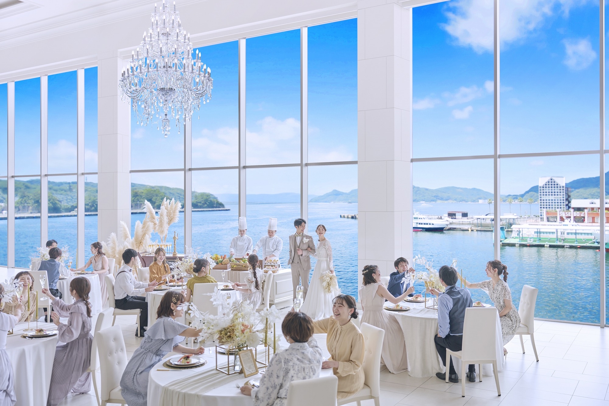 【ゲスト人数30名～50名迄で検討の方にオススメ】親しい方と等身大の自分で♪【最大160万円特典】